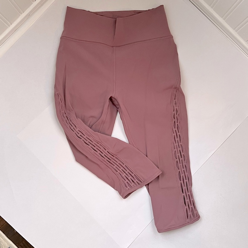 Super cute! Lululemon cropped leggings- excellent condition